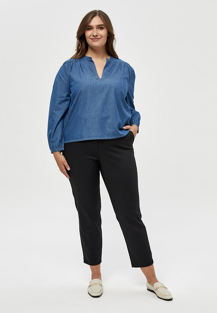 Peppercorn Cia Blouse Curve Blouse 9610 Mid Blue Denim
