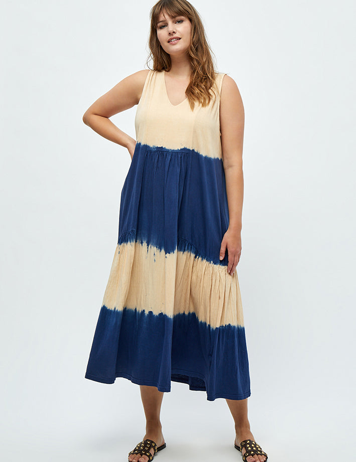 Peppercorn Ember Dress Curve Dress 2991S DRESS BLUE STRIPE