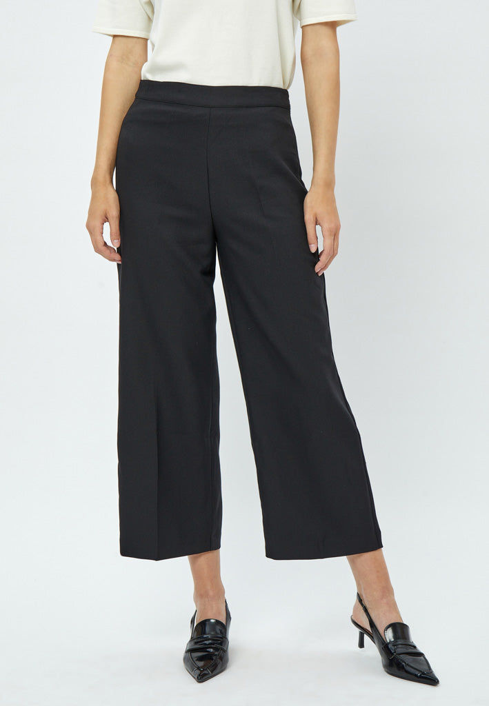 Peppercorn Ginette Nadiana High Waisted Cropped Pant Pant 9000 Black