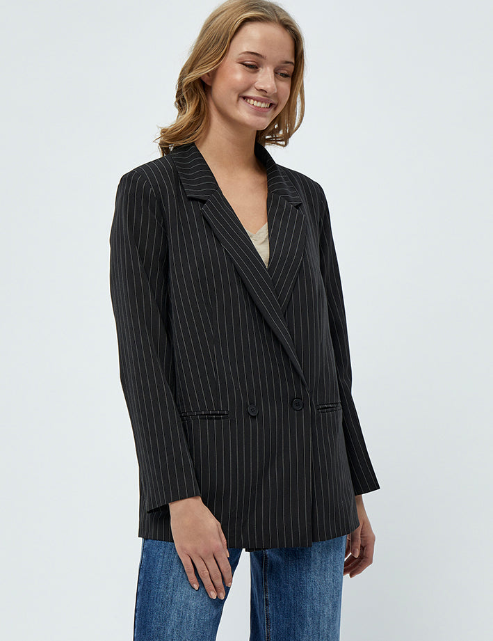WHITE STRIPE