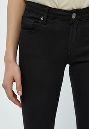 Desires Lola Garment Dye Midwaist Jeans 9000 Black