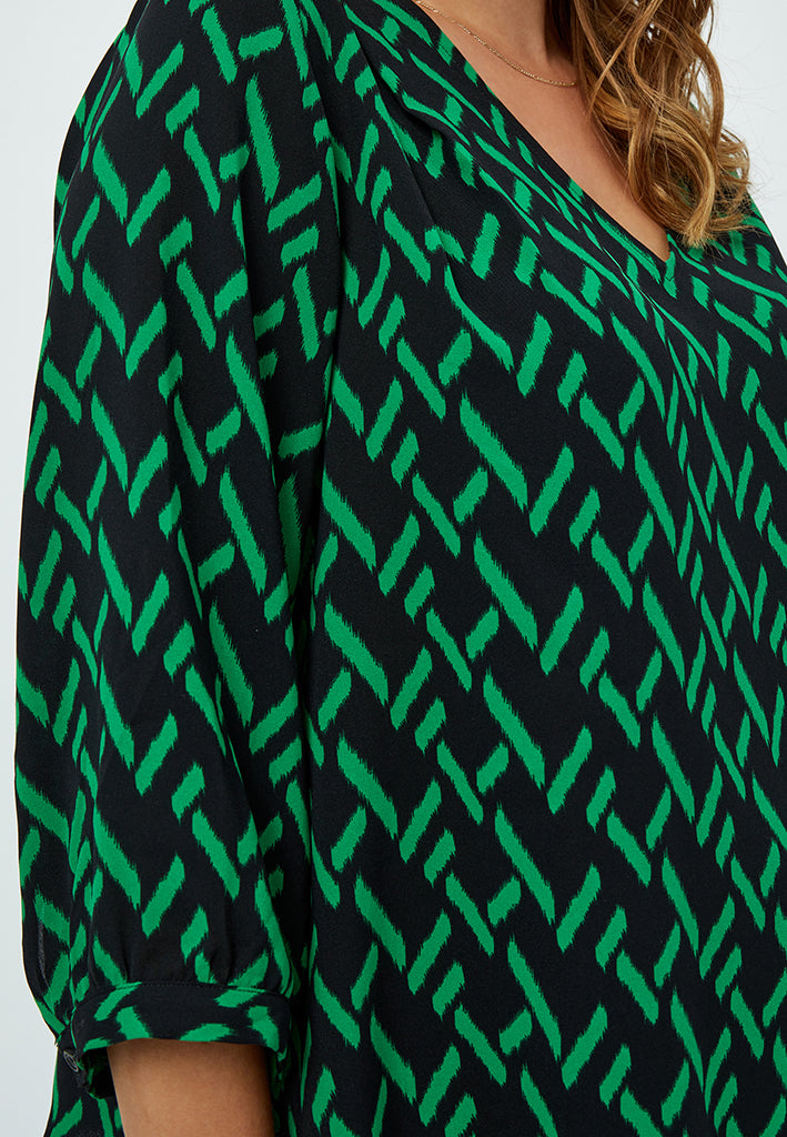 Peppercorn Lou 3/4 Sleeve Blouse Curve Blouse 3205P Bright Green Print