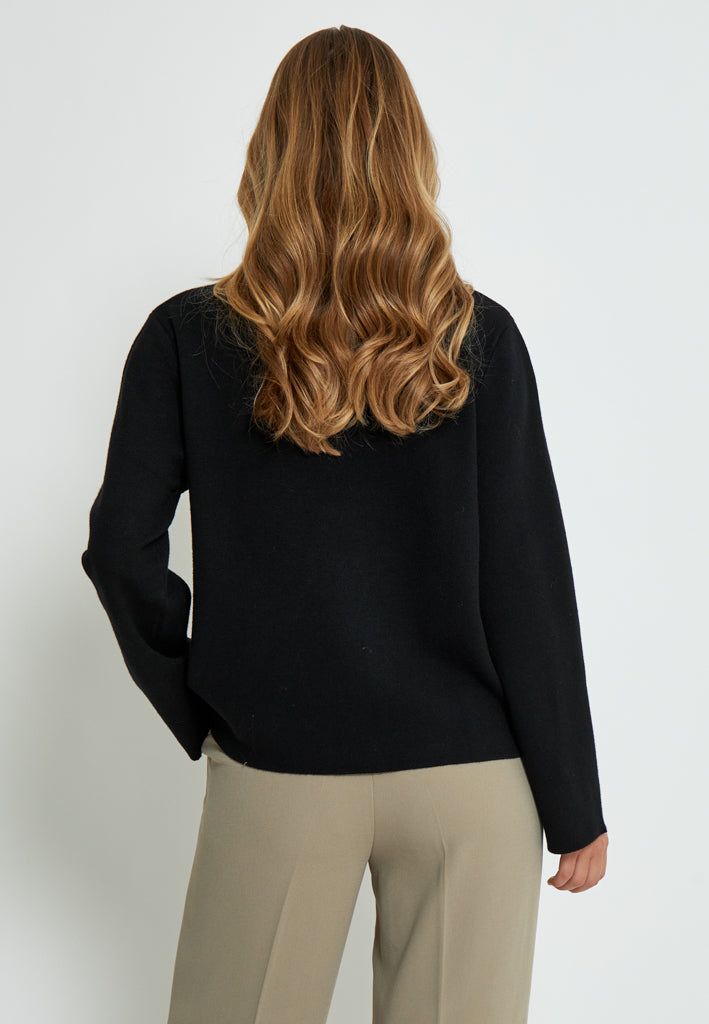 Minus Lupi High Neck Knit Pullover Pullover 100 Black