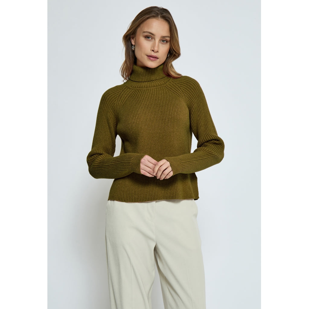 Minus MSAva Knit Turtleneck Pullover 444 Dark Olive