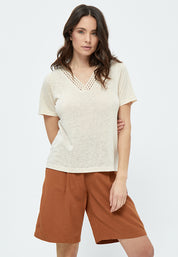Peppercorn Marina Crochet T-Shirt T-Shirt 0265 Sandshell