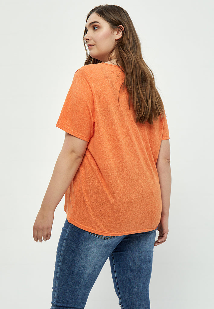 Peppercorn Marina Crochet T-Shirt Curve T-Shirt 6740 Firecracker