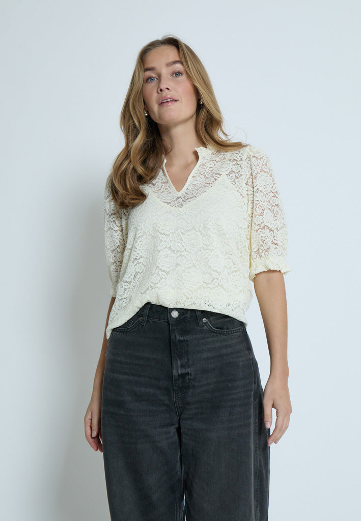 Peppercorn PCKaroline Lace Blouse Blouse 0002 White Peony