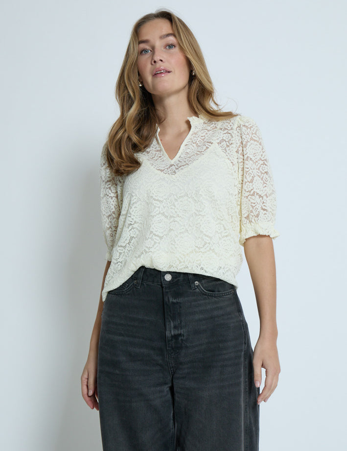 Peppercorn PCKaroline Lace Blouse Blouse 0002 White Peony