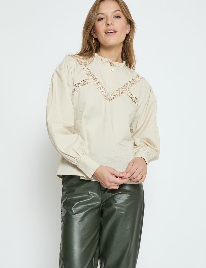 Peppercorn PCPhyllis Round Neck Blouse Blouse 0265 Sandshell