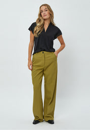 Peppercorn Raquel V-Neck Cap Sleeve Top Top 9000 Black