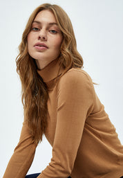 Peppercorn PCTana Roll Neck Pullover 5600 Tobacco Brown