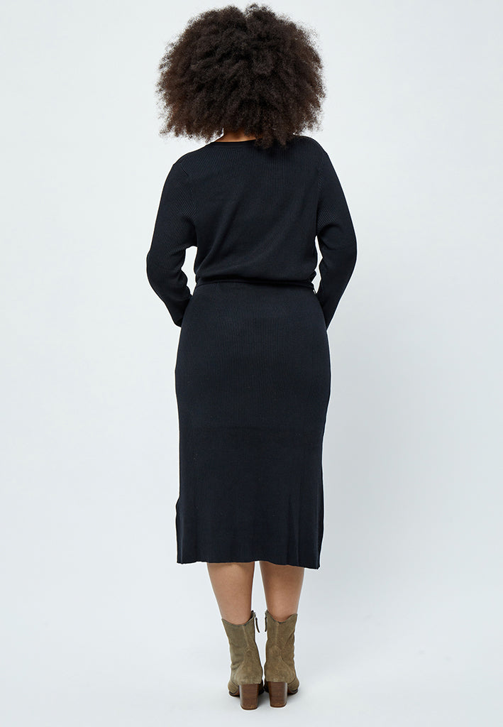 Peppercorn Tana Wrap Dress Curve Dress 9000 Black