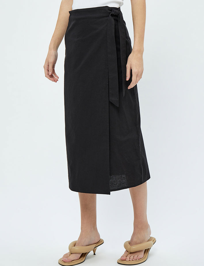 Minus MSShelba Linen Wrap Skirt Skirt 100 Black
